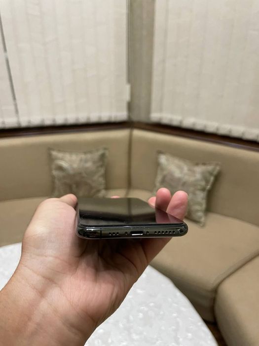 IPhone xs qora ideal