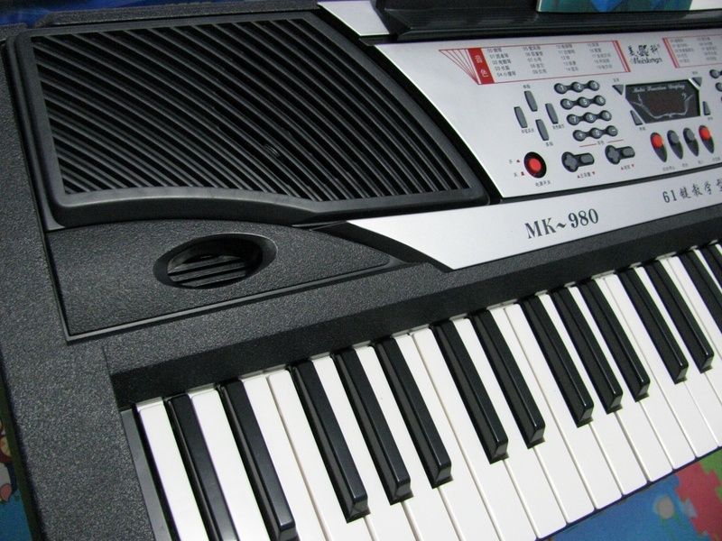 Синтезатор Meirkergr MK-980
