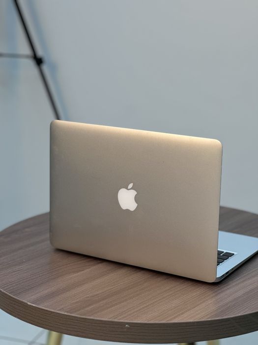 Macbook air с коробкой