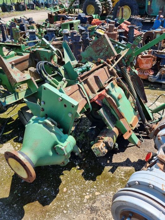 Piese punte fata combina John Deere 330