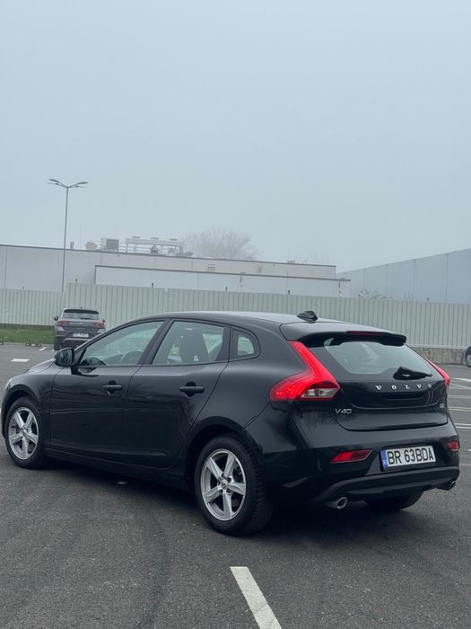 Volvo v40 2018 2.0 Diesel Automat