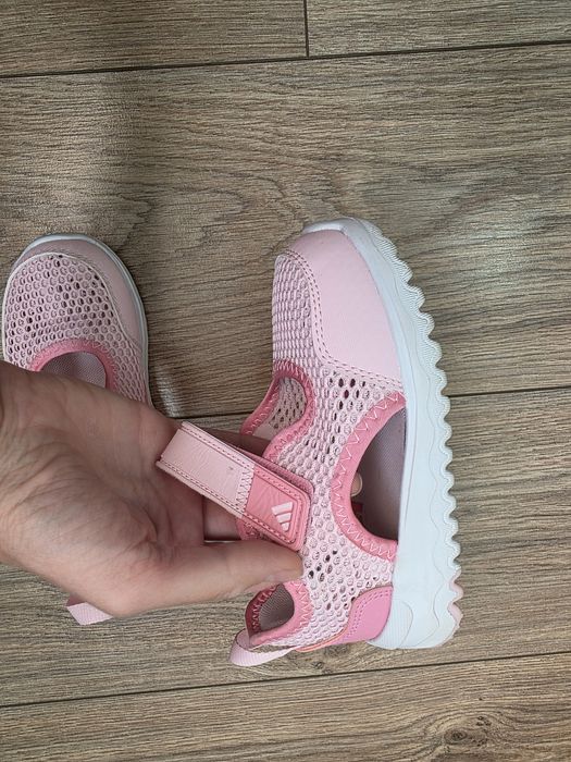 Оригинални сандали Adidas 27 номер