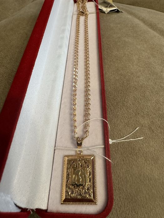 Продается Золотая цепь с кулоном новая
