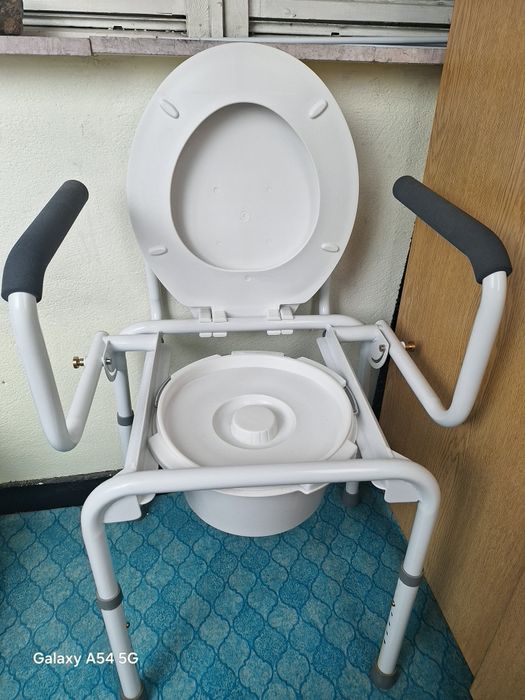 Тоалетен стол ползван