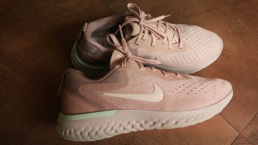 NIKE Odyssey React Particle Pink Размер EUR 39 / UK 5,5 дамски маратонки 145-13-S