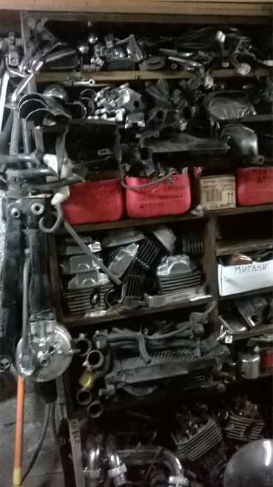 Части за Хонда ВT500.  Мотоциклети  Хонда ВТ750 и  Кавазаки