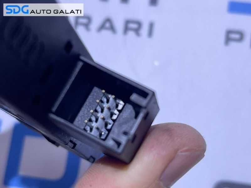 Buton Activare Dezactivare ESP Audi A5 2008 - 2011 Cod 8K0959673