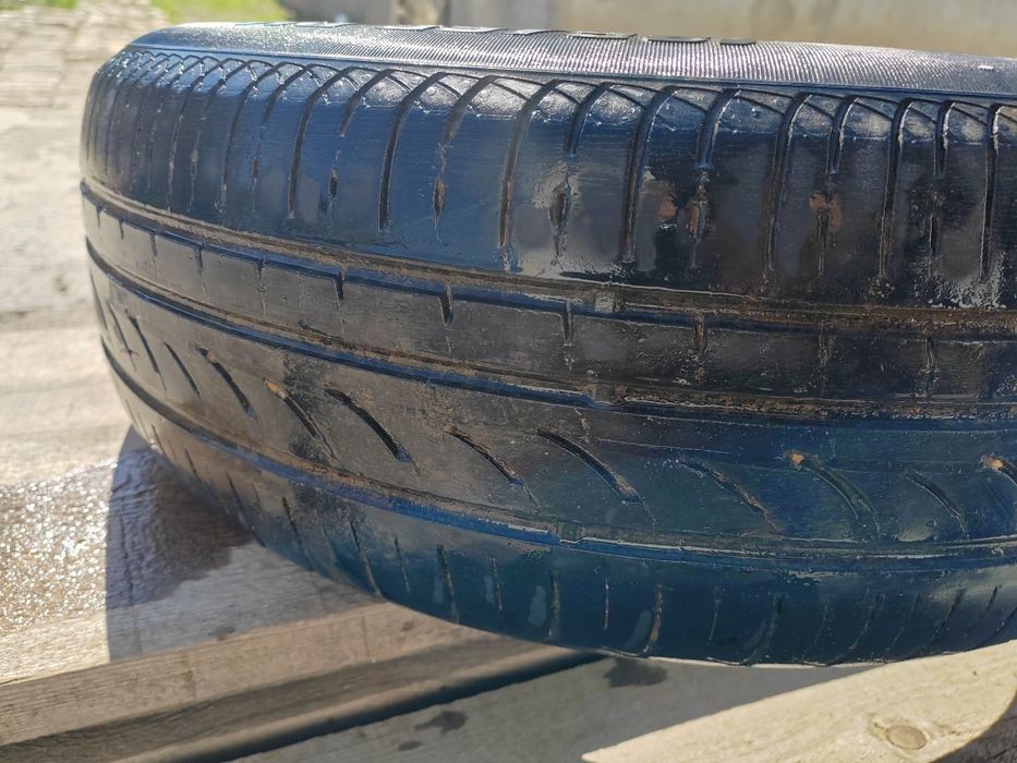 Шины 185/65/14 продам