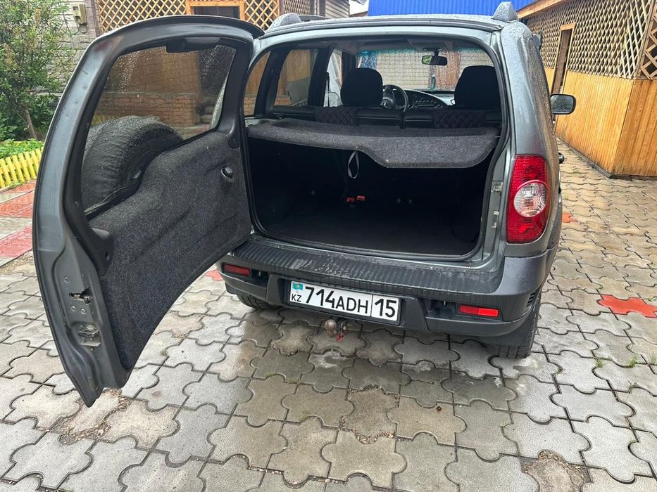 Продам ниву шевроле