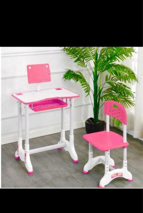 Детский стол со стульчиком