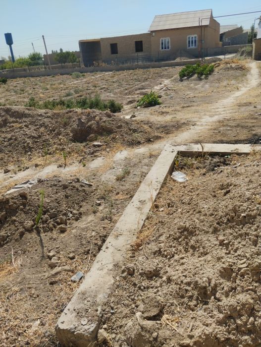 Участка сотилади