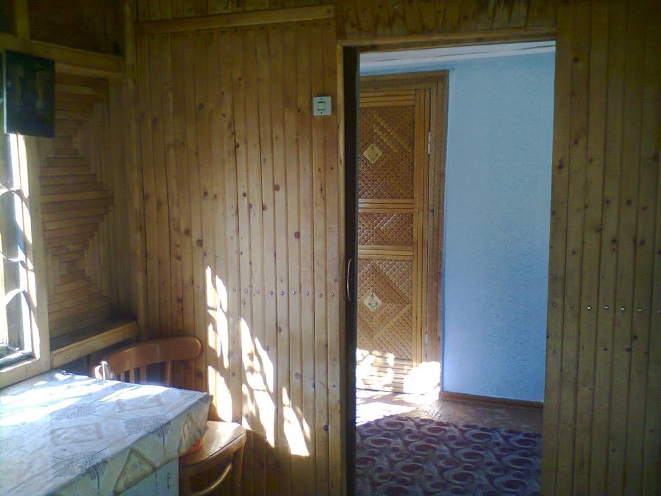Продам или поменяю на 2х или 1 ком квартиру 2эт,кирп,4 комн Коттедж-да