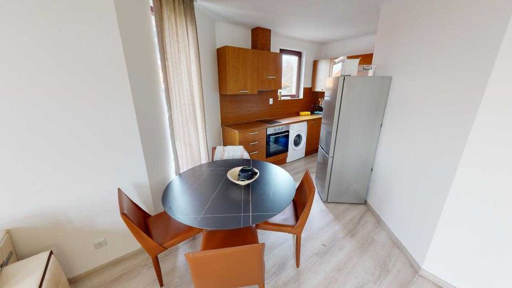 Продава се Тристаен апартамент в с. Кошарица, Област Бургас - 94 кв.м за 516 €/кв.м - Снимка #2