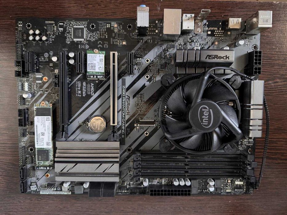 kit mobo Z490 Phantom Gaming 4 + intel i9-10900 + 8GB DDR4 +bonus