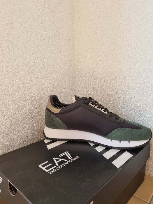 EA7 Emporio Armani
UNISEX - Sneakers low - black/cilantro/roasted cashew/fog/silver-coloured