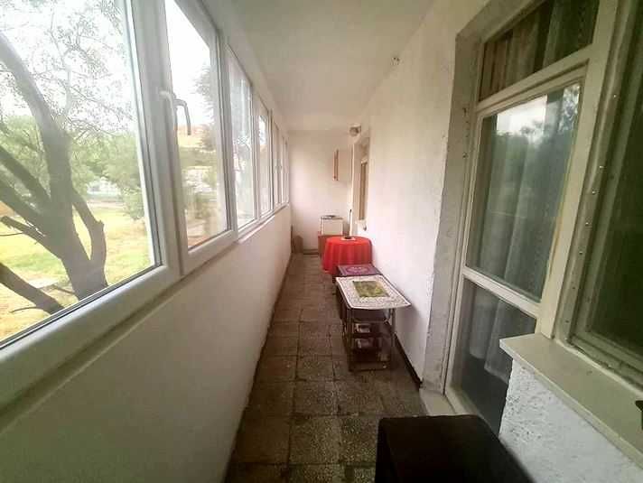 Дава се под наем Двустаен апартамент в Бургас, Славейков - 66 кв.м за 178.5 € - Снимка #1