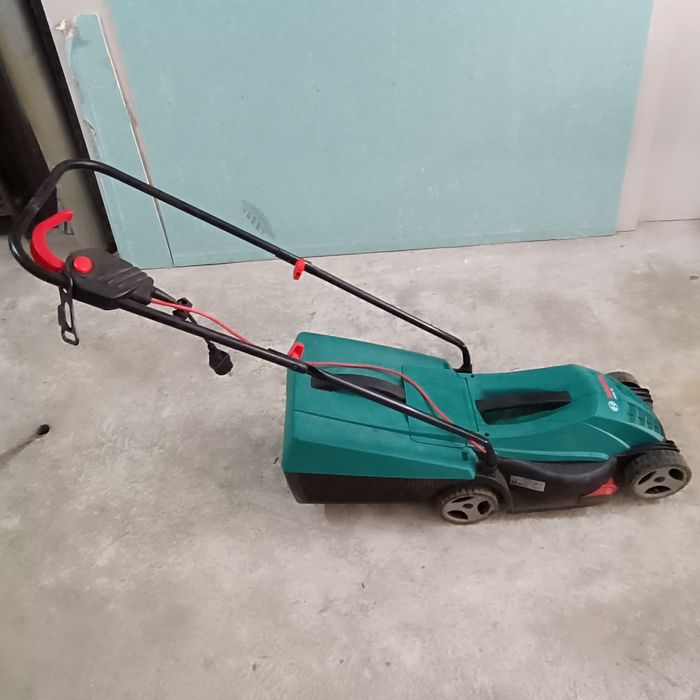 Електрическа косачка Bosch - ARM 32, 1200W, 32 cm, 13 Nm, 31 l, 20-60 mm