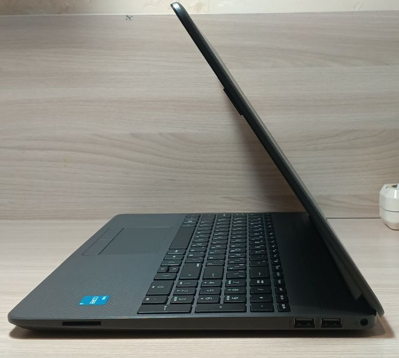 HP 250 G9/Core I3/12GEN/SSD/