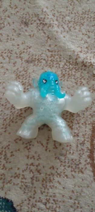 Гуджицу Смешадон