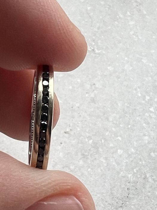 Vand  inel din aur 18k cu diamante negre