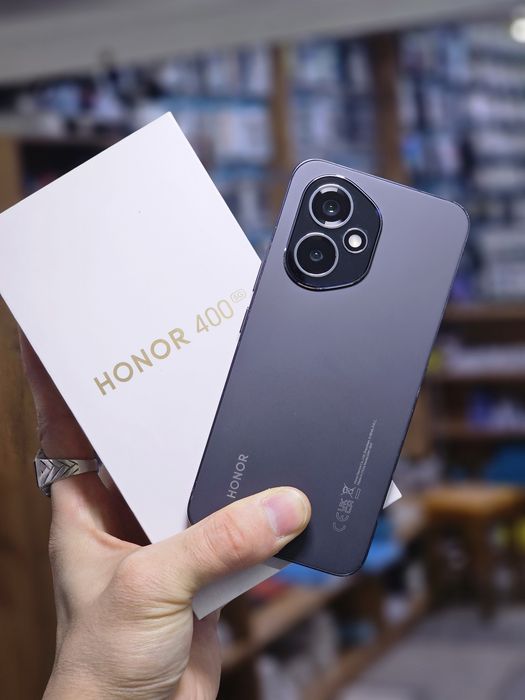 Honor 400 5g Snapdragon 7 Gen 3 8gb/256gb идеал с коробкой