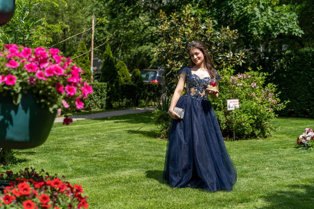 Професионален фотограф на Абитуриентски балове!! 60-EUR на час.