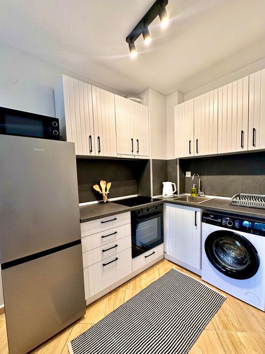 Дава се под наем Тристаен апартамент в к.к. Слънчев бряг - 110 кв.м за 600 € - Снимка #2