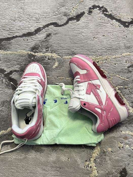 Off white out of office pink