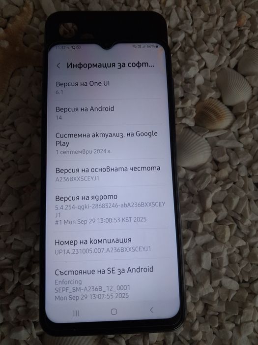 Продавам телефон SAMSUNG A23 5G, с остатъчна гаранция до 04.2026 год.