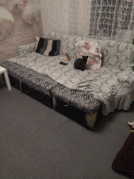 Продам диван б/у