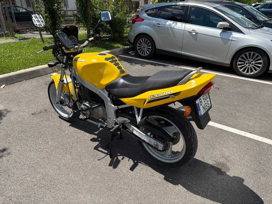 Suzuki GS500, in stare excelenta.