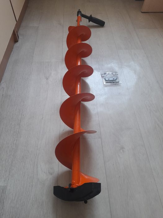 Рыболовный ледобур