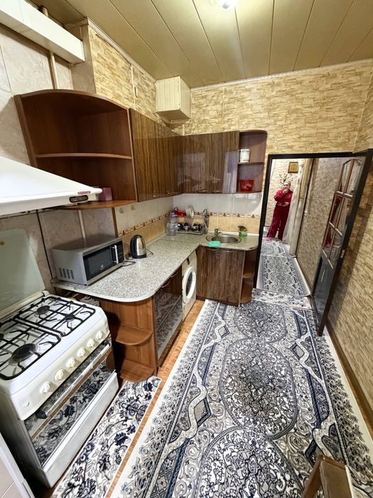 Срочно 2х 10автабаза 9микрарайоне сдаётся