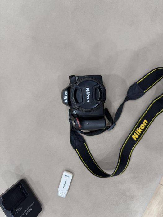 Продам Nikon D3200