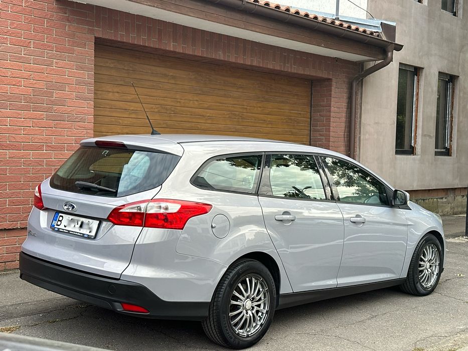 FORD Focus 2012 — imagine 4