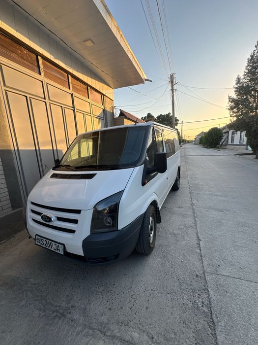 Ford transit gruzavoy