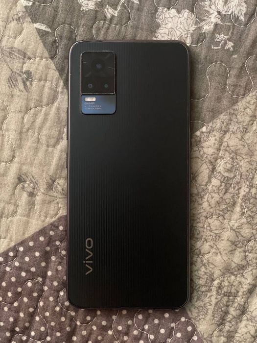 Vivo V21e 128GB (Коробка есть)