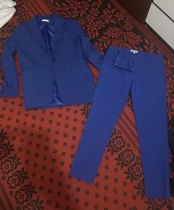 2 платья, шуба и пиджак с брюками