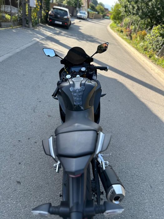 Yamaha yzf r125 2021 Matt black