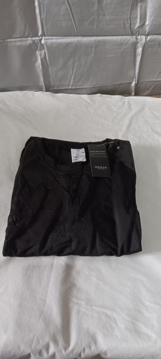 Bluză si pantaloni  de sport nou