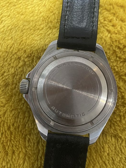 Vostok Amfibia Desert shield