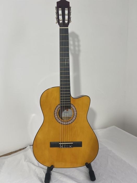 Продается гитары новый