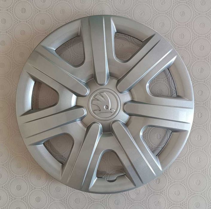 Продавам тасове за Skoda 14 цола