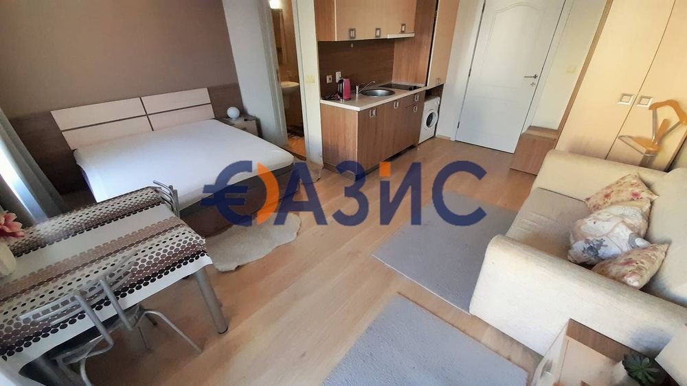 Продава се Едностаен апартамент в к.к. Слънчев бряг - 40 кв.м за 708 €/кв.м - Снимка #9