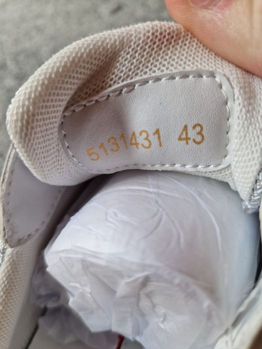 Prada cups albi noi marime 43