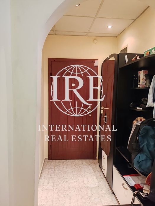 Продава се Двустаен апартамент в Варна, Колхозен пазар - 85 кв.м за 2224 €/кв.м - Снимка #10