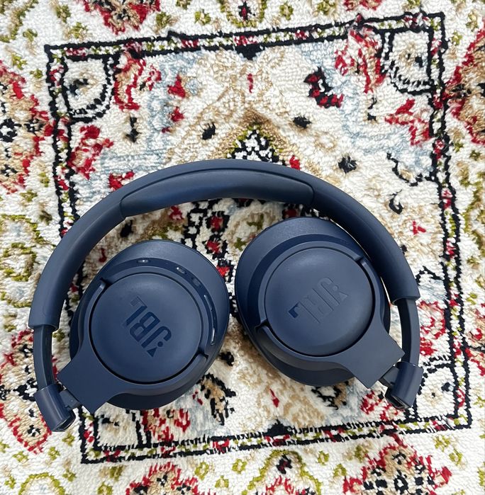 Наушники JBL TUNE 770NC