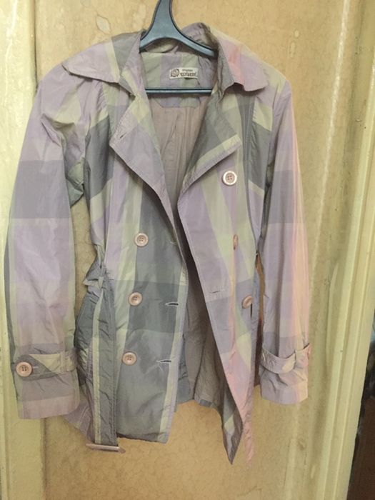 Продаю клетчатый плащ