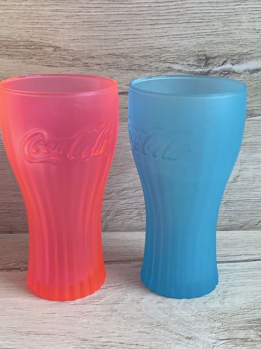 Чаши на Кока Кола