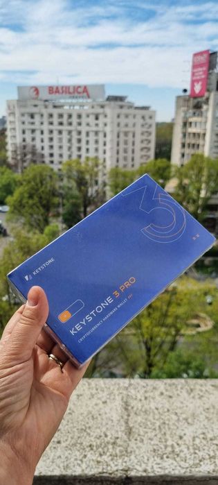 Portofel Hardware Crypto Keystone 3 Pro Sigilat – Cold Wallet Bitcoin, Ethereum, NFT